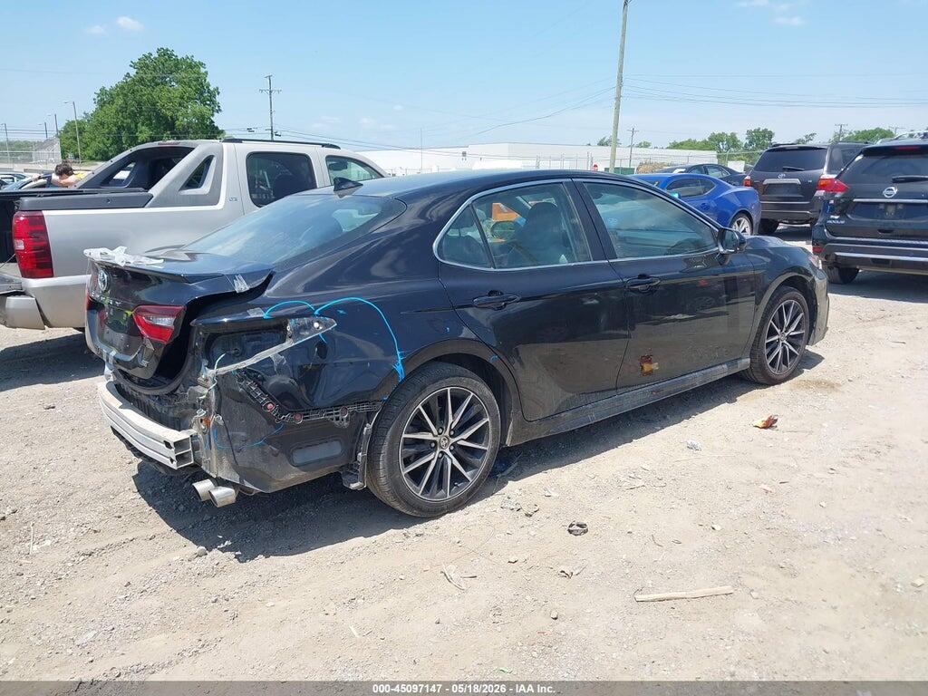 4T1G11AK2MU444637 2021 TOYOTA CAMRY photo no. 4