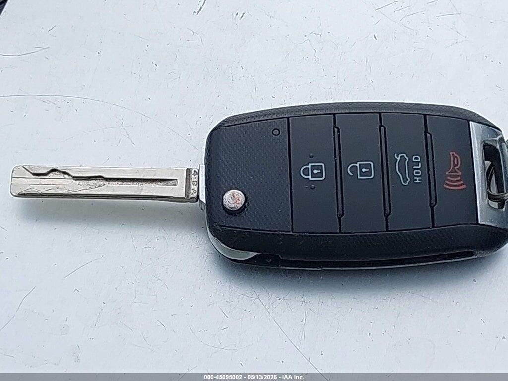 KNADN4A30F6465934 2015 KIA RIO photo no. 11