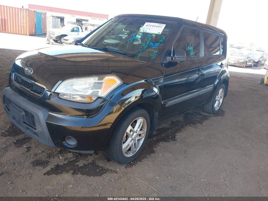 KNDJT2A20B7232289 2011 KIA SOUL photo no. 2