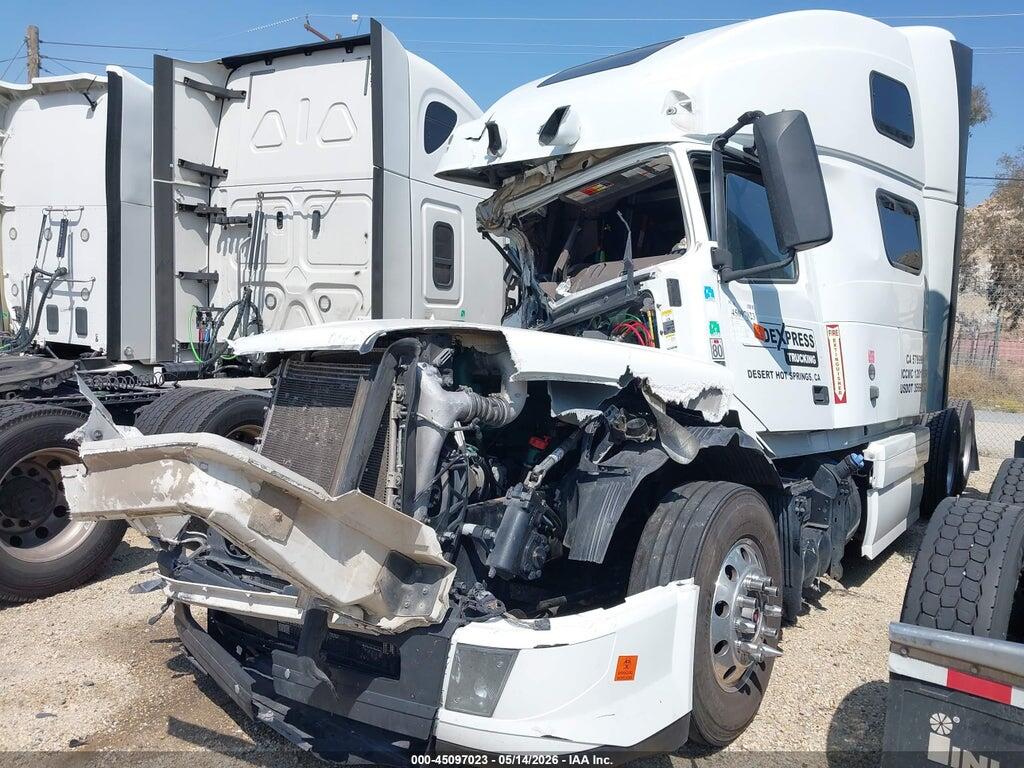 4V4NC9EH1JN896589 2018 VOLVO VNL photo no. 2