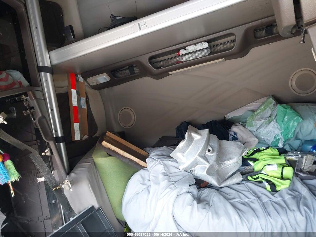 4V4NC9EH1JN896589 2018 VOLVO VNL photo no. 7