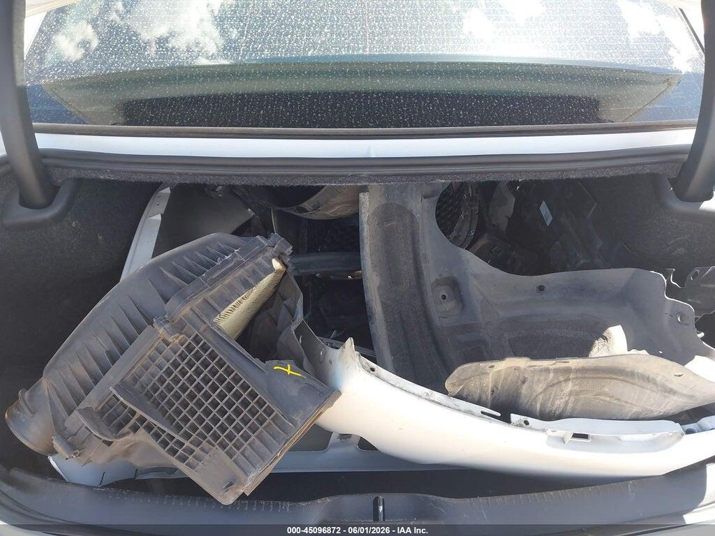 2C3CCAKG8KH690913 2019 CHRYSLER 300 photo no. 12