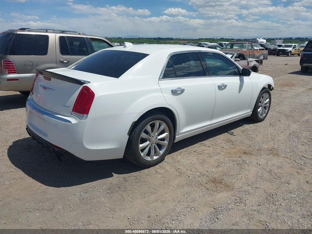 2C3CCAKG8KH690913 2019 CHRYSLER 300 photo no. 4