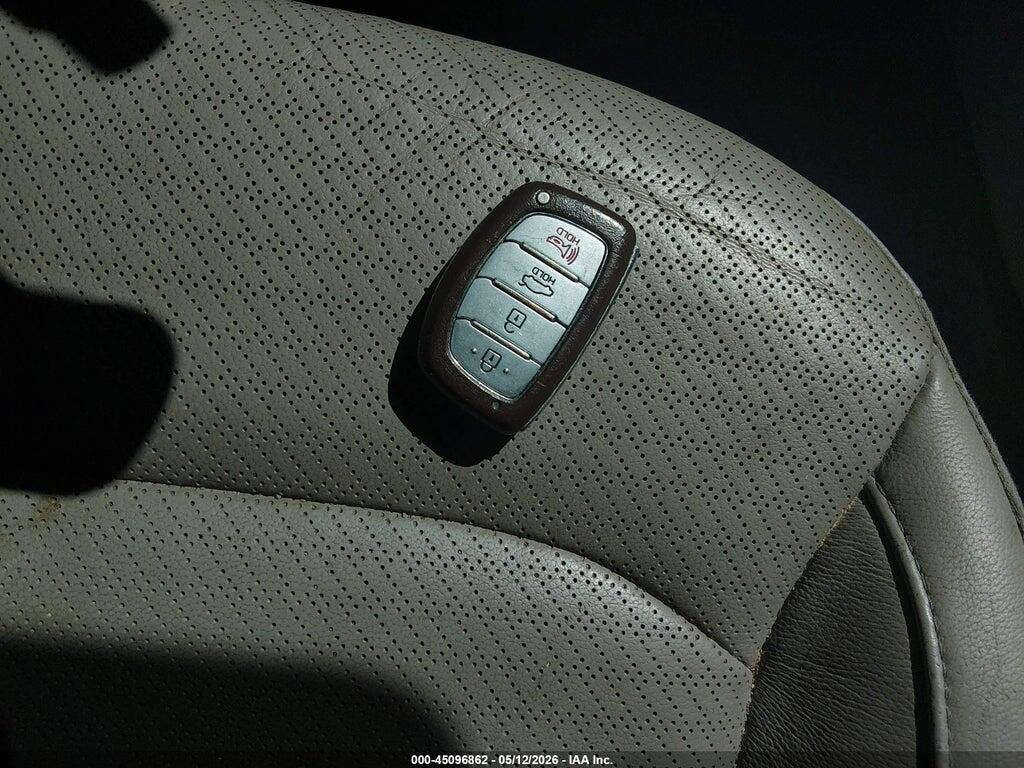 5NPD84LF5HH001063 2017 HYUNDAI ELANTRA photo no. 11