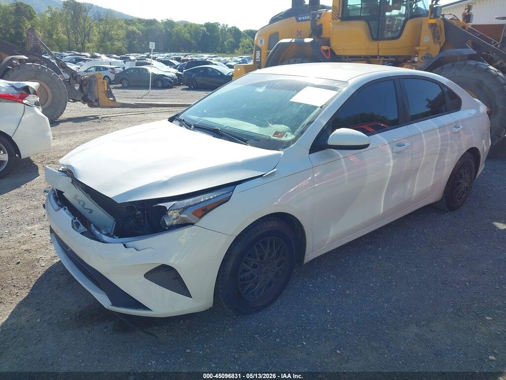 3KPF24AD1PE555246 2023 KIA FORTE photo no. 2