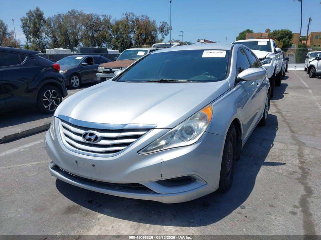 5NPEB4ACXDH587543 2013 HYUNDAI SONATA photo no. 2