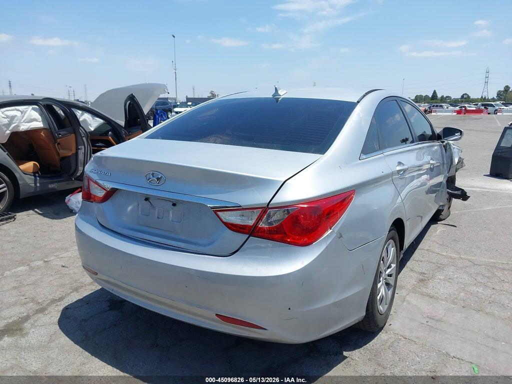 5NPEB4ACXDH587543 2013 HYUNDAI SONATA photo no. 4
