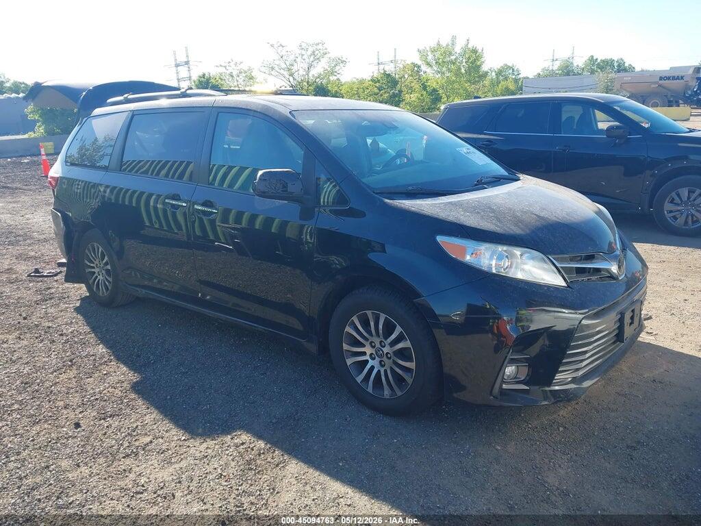 5TDYZ3DC0KS983776 2019 TOYOTA SIENNA photo no. 1