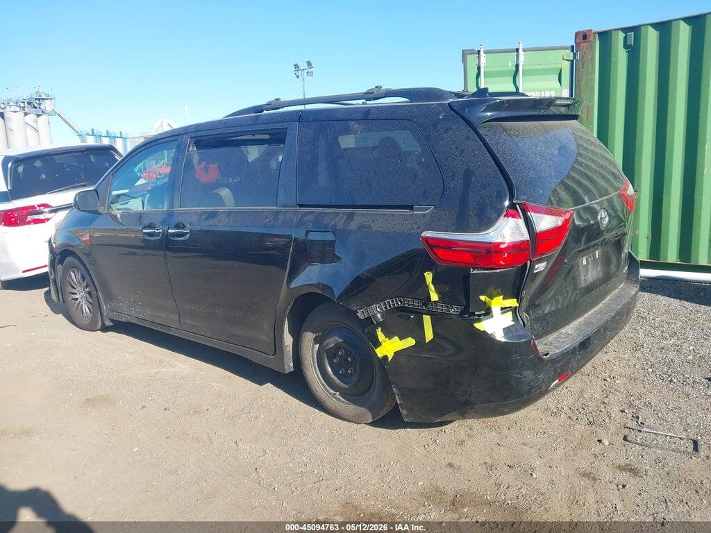 5TDYZ3DC0KS983776 2019 TOYOTA SIENNA photo no. 3