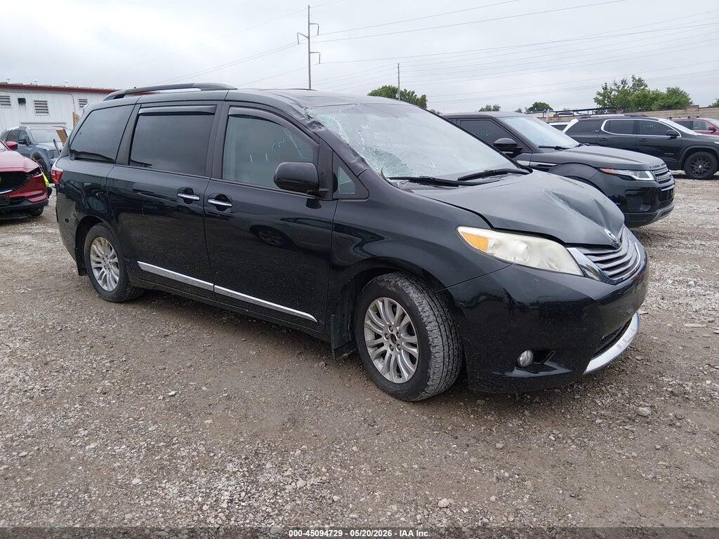 5TDYK3DC2FS685871 2015 TOYOTA SIENNA photo no. 1