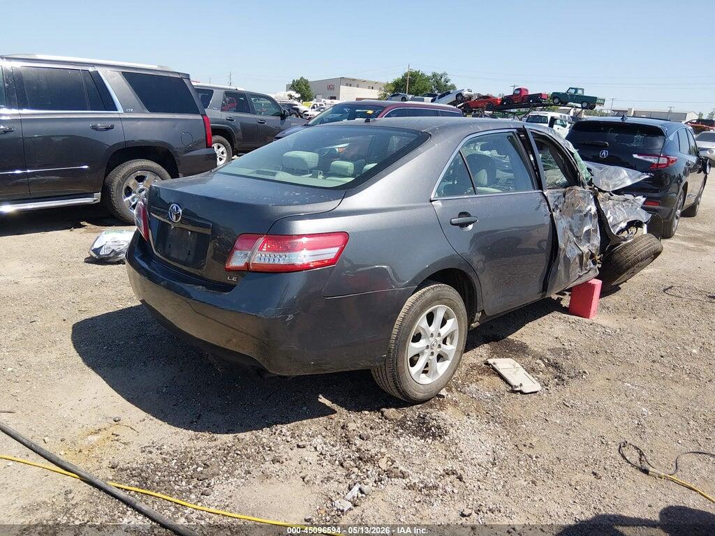 4T1BF3EK4BU711257 2011 TOYOTA CAMRY photo no. 4