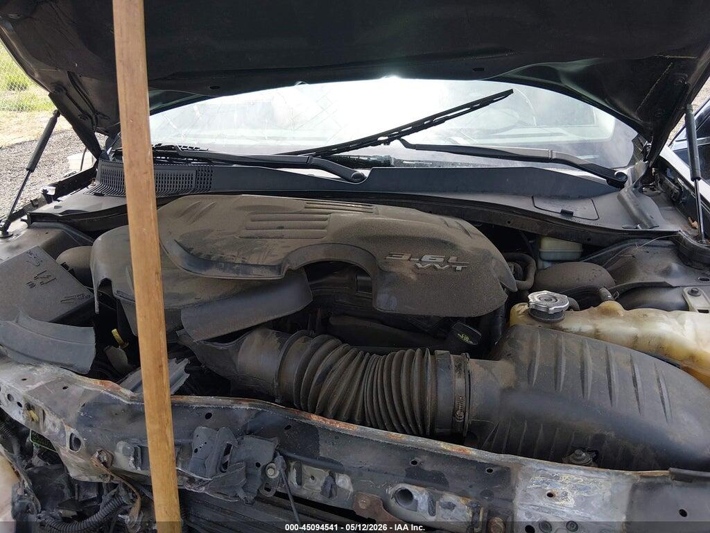 2C3CCAAG8FH841966 2015 CHRYSLER 300 photo no. 10
