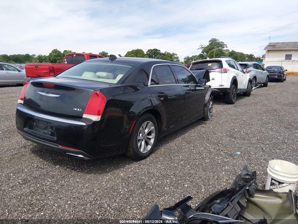 2C3CCAAG8FH841966 2015 CHRYSLER 300 photo no. 4