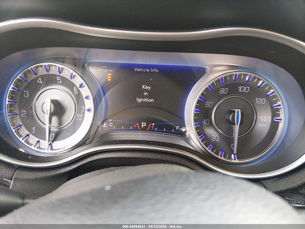 2C3CCAAG8FH841966 2015 CHRYSLER 300 photo no. 7