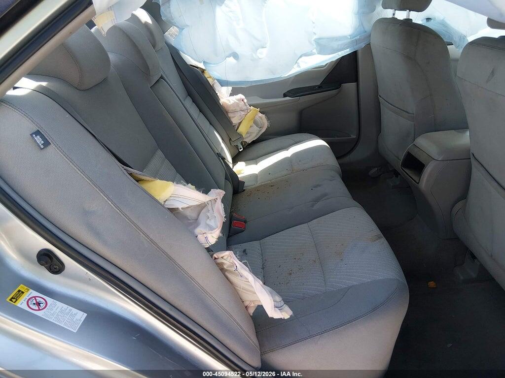 4T1BF1FK0HU801324 2017 TOYOTA CAMRY photo no. 8
