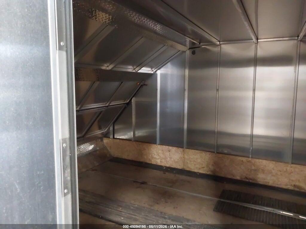 5WFBF1215HW072512 2017 ALCOM SNOWPRO photo no. 5