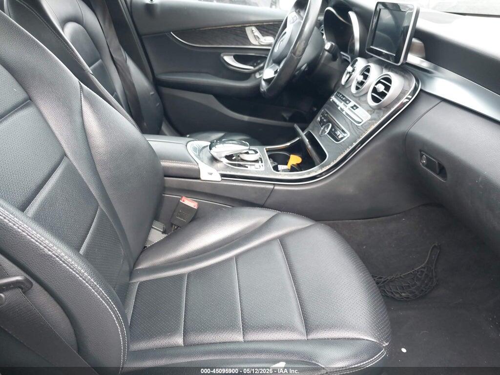 55SWF4JB5GU111752 2016 MERCEDES-BENZ C 300 photo no. 5