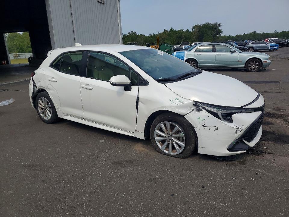 2023 TOYOTA COROLLA HATCHBACK SE — Фото 4 из 12