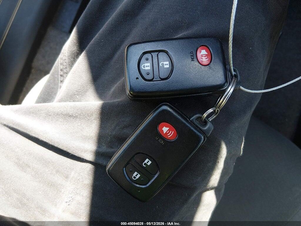 JTDKN3DU8E1758694 2014 TOYOTA PRIUS photo no. 11