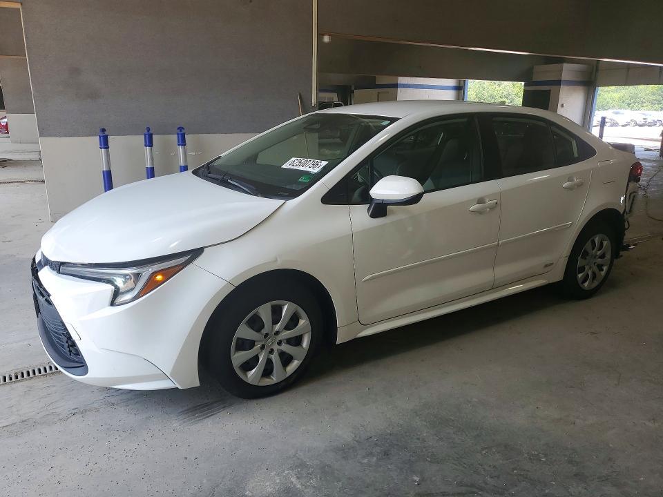 2023 TOYOTA COROLLA HYBRID LE