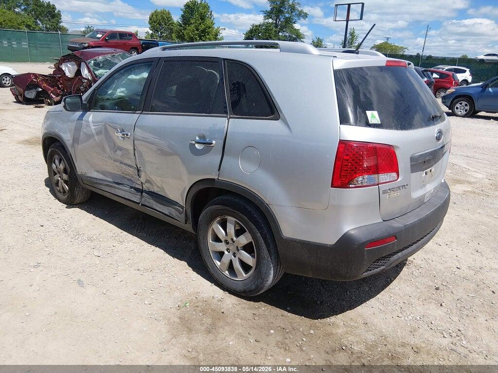 5XYKTDA23DG375940 2013 KIA SORENTO photo no. 3