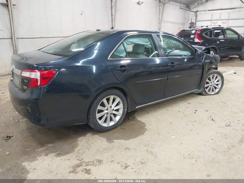4T1BD1FK5EU100974 2014 TOYOTA CAMRY HYBRID photo no. 4