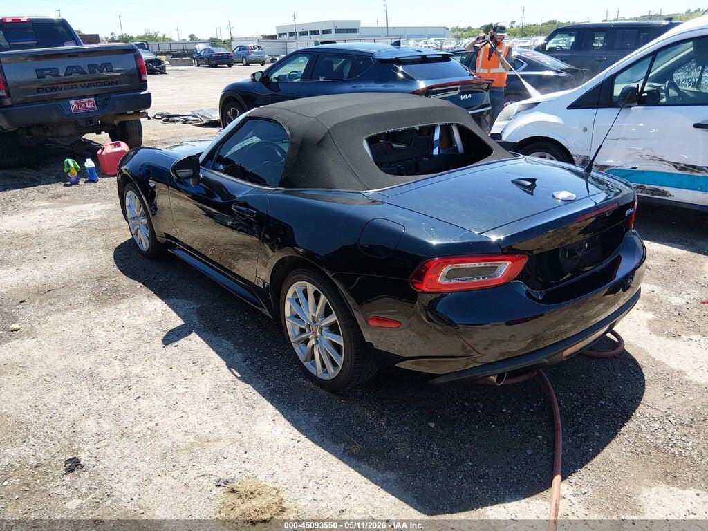 JC1NFAEK9L0145141 2020 FIAT 124 SPIDER photo no. 3