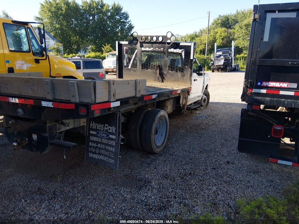 1FDUF5GT7PDA09628 2023 FORD F-550 CHASSIS photo no. 4