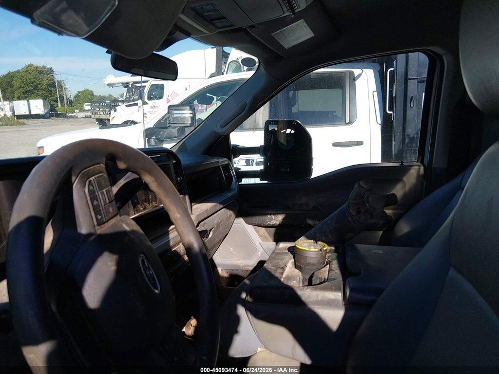 1FDUF5GT7PDA09628 2023 FORD F-550 CHASSIS photo no. 6