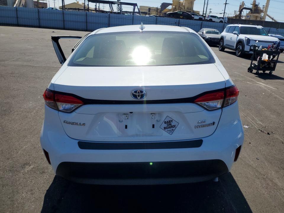 2023 TOYOTA COROLLA HYBRID LE — Фото 6 из 13