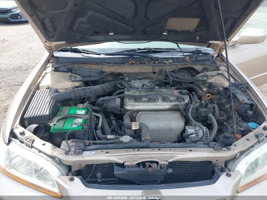 1HGCG6678YA149828 2000 HONDA ACCORD photo no. 10