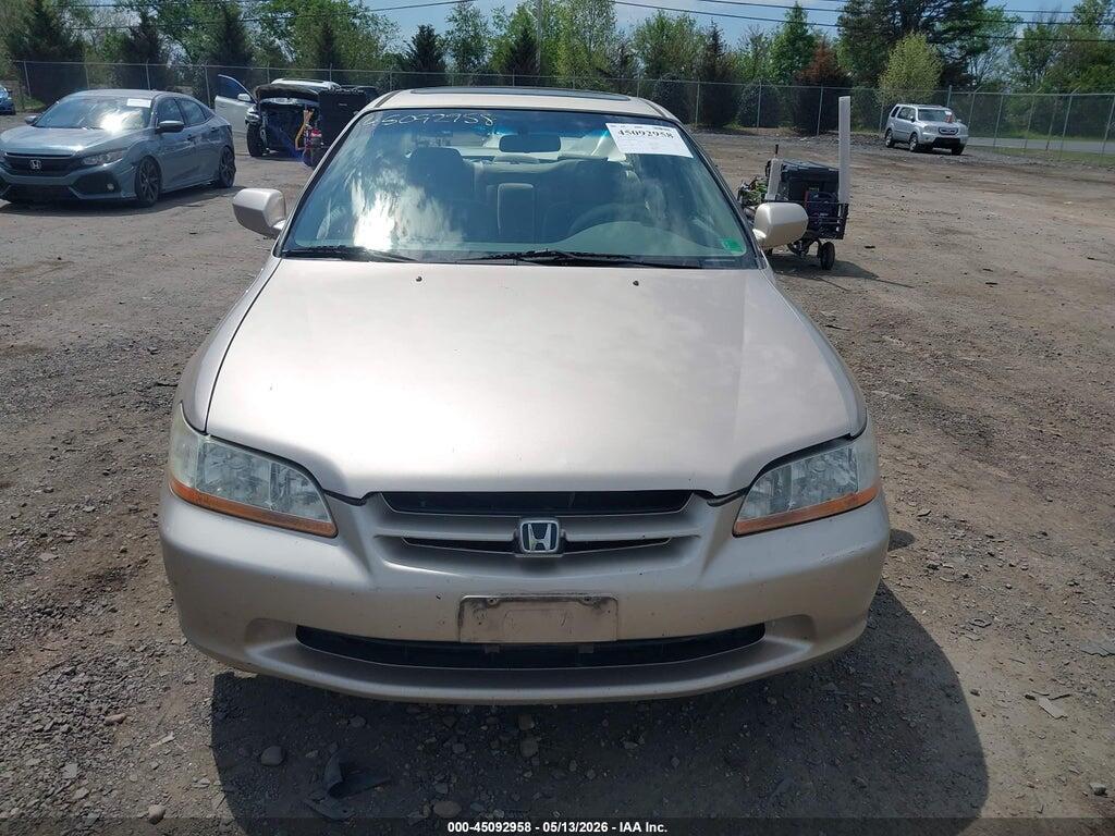 1HGCG6678YA149828 2000 HONDA ACCORD photo no. 12
