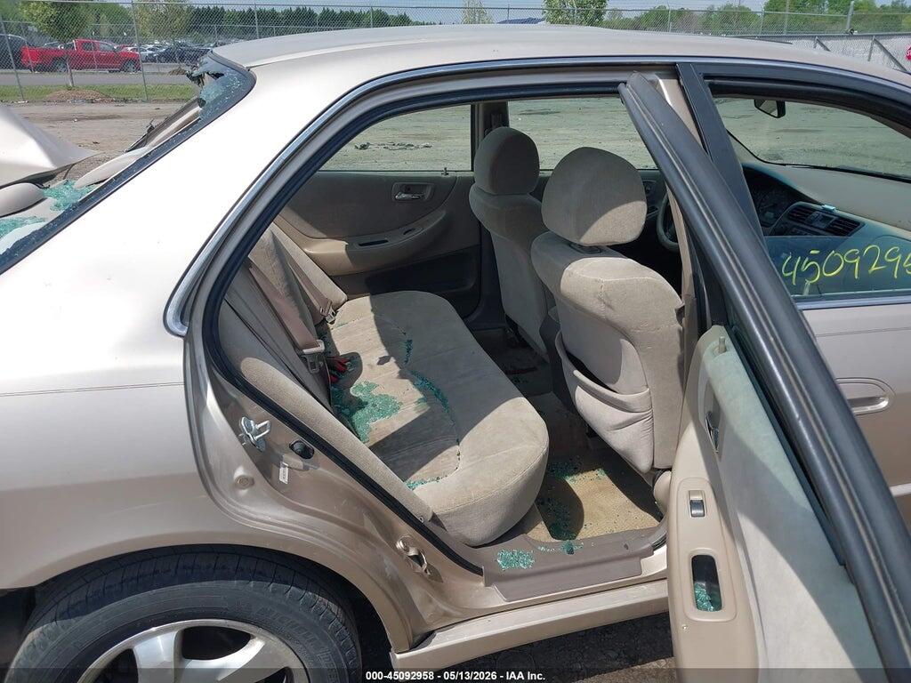 1HGCG6678YA149828 2000 HONDA ACCORD photo no. 8