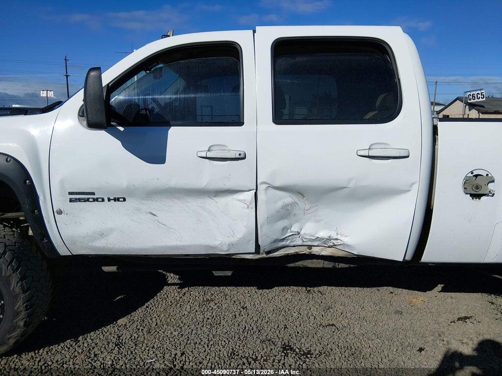 1GC1KYC83BF240951 2011 CHEVROLET SILVERADO 2500HD photo no. 6