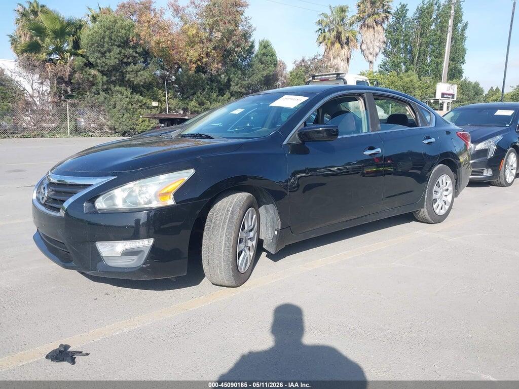 1N4AL3APXDN528894 2013 NISSAN ALTIMA photo no. 2