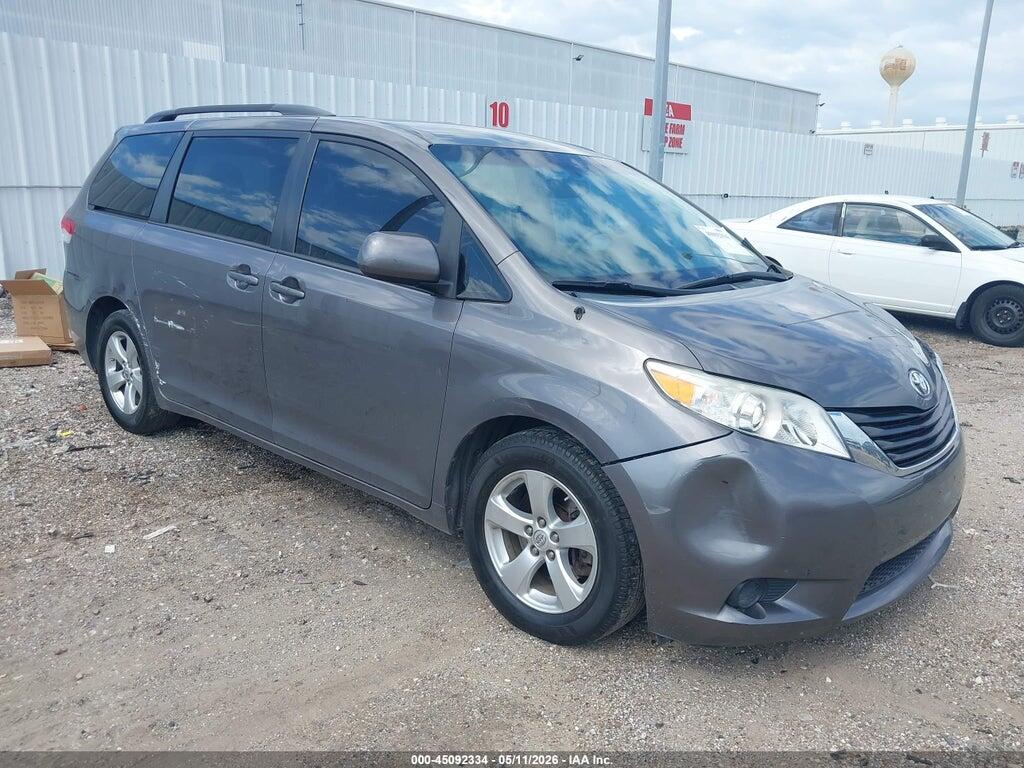 5TDKK3DC1BS153365 2011 TOYOTA SIENNA photo no. 1