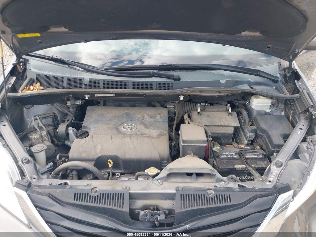 5TDKK3DC1BS153365 2011 TOYOTA SIENNA photo no. 10