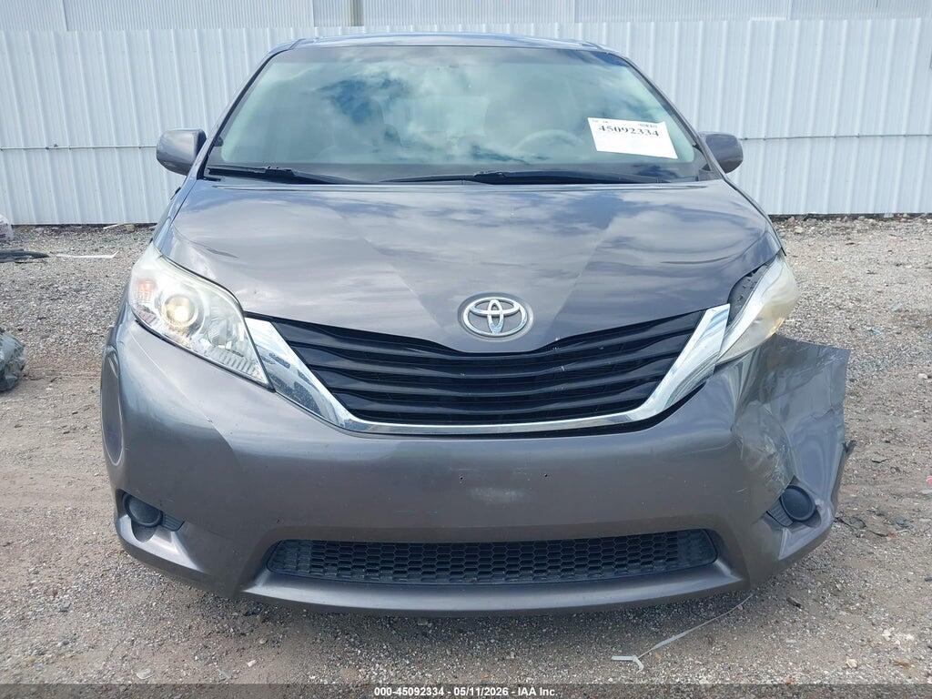 5TDKK3DC1BS153365 2011 TOYOTA SIENNA photo no. 12