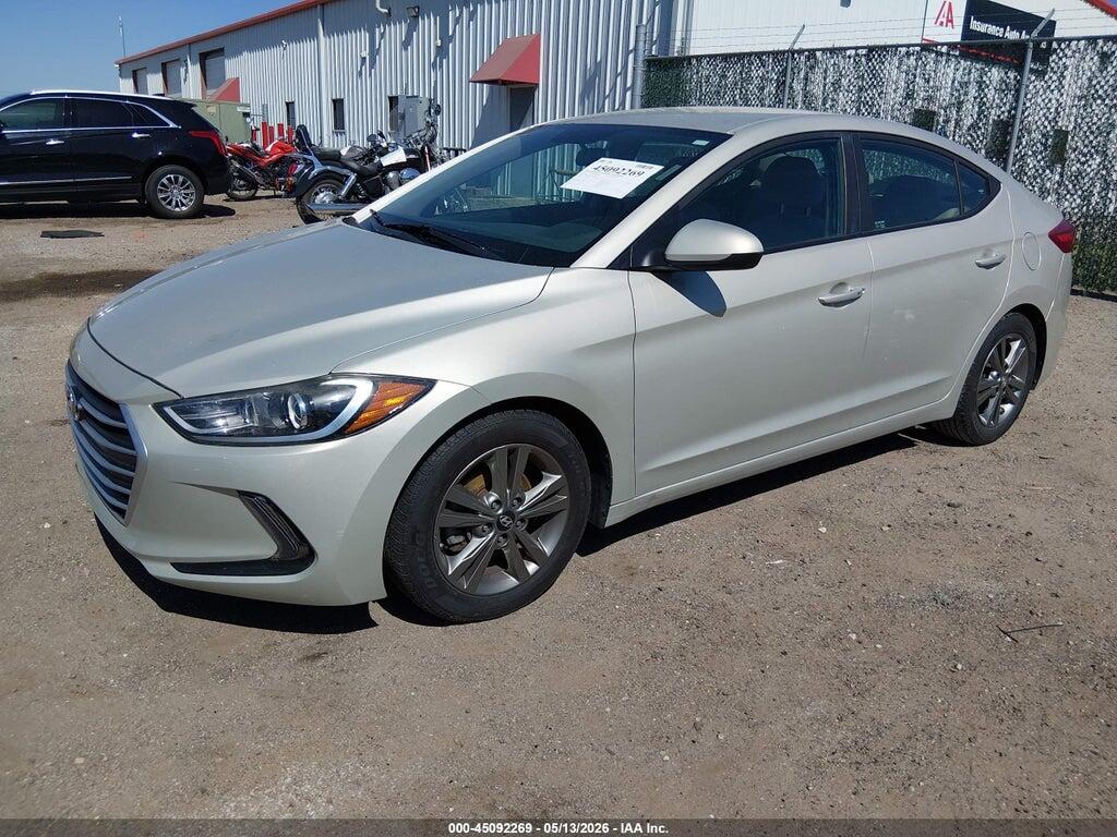 5NPD84LF5HH014055 2017 HYUNDAI ELANTRA photo no. 2