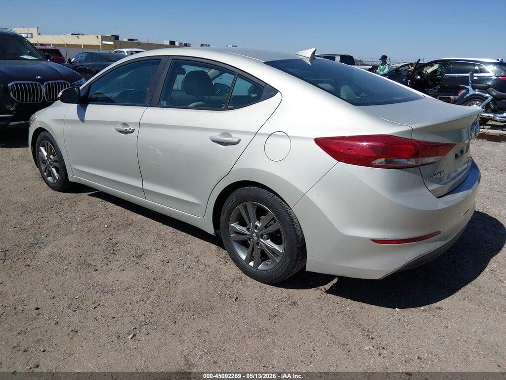5NPD84LF5HH014055 2017 HYUNDAI ELANTRA photo no. 3