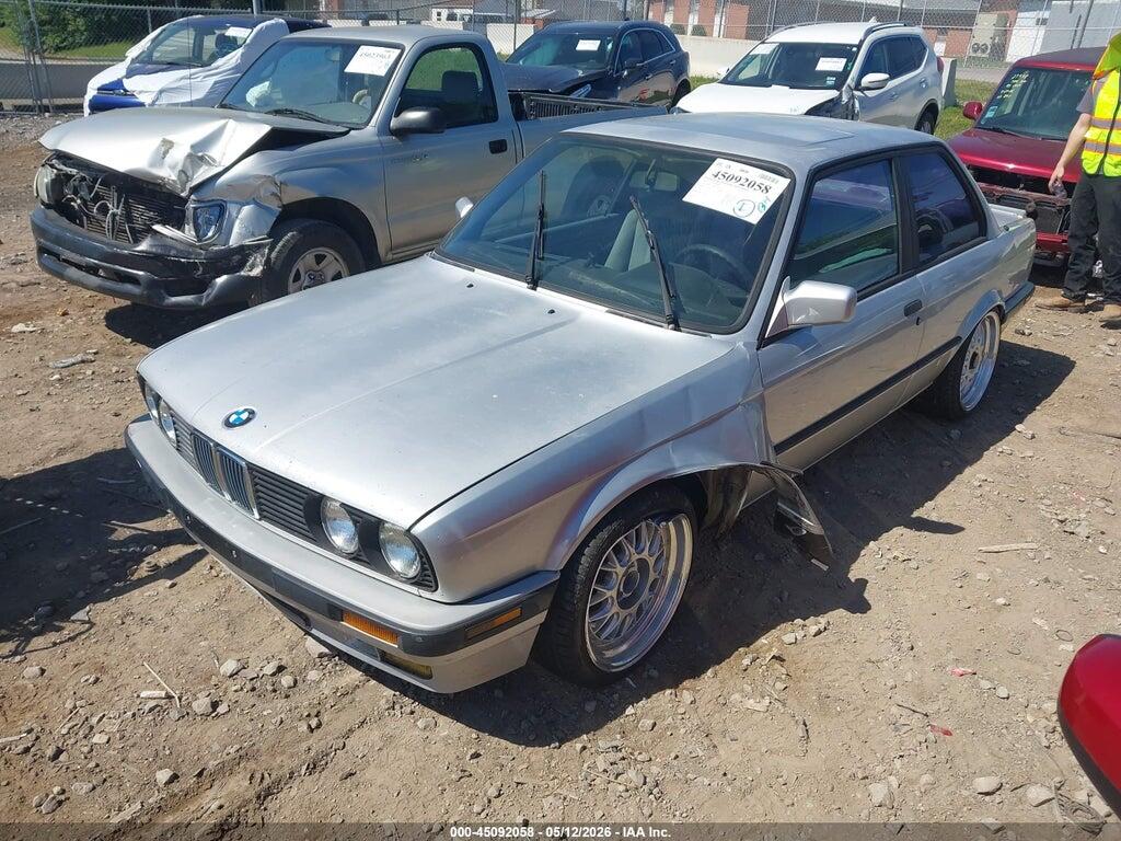 WBAAF9312MEE74052 1991 BMW 318 photo no. 2