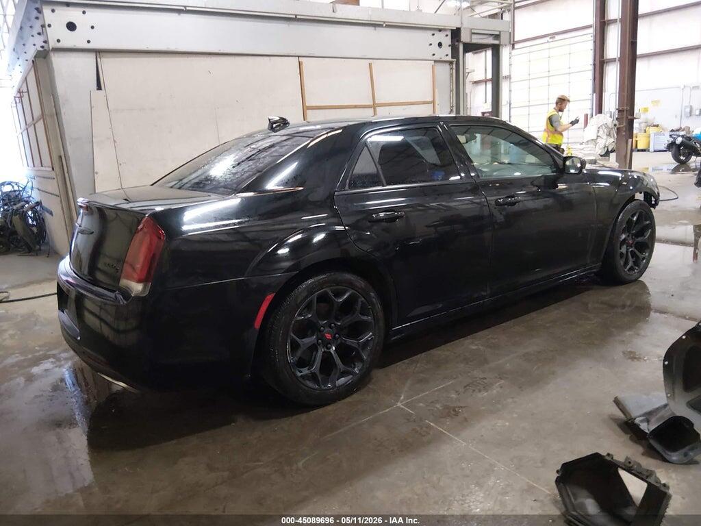2C3CCABGXFH882324 2015 CHRYSLER 300 photo no. 4
