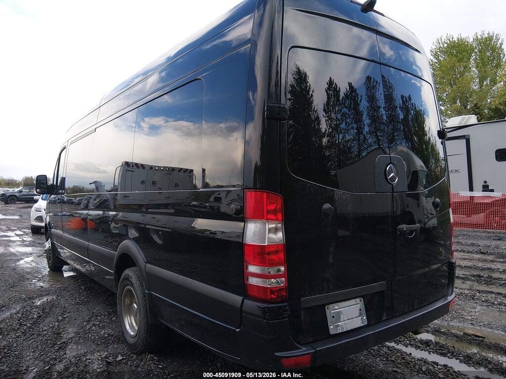 WD3PF4CC0FP117405 2015 MERCEDES-BENZ SPRINTER 3500 photo no. 3