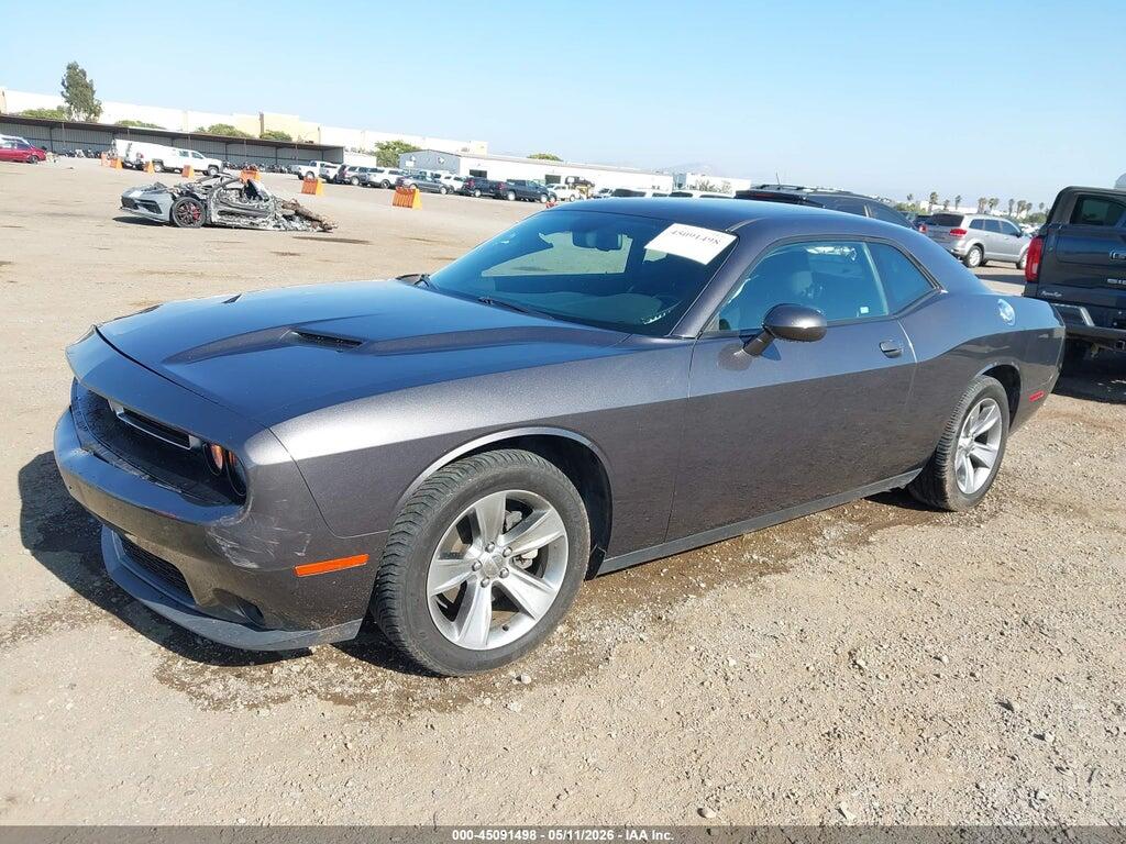 2C3CDZAG5HH629184 2017 DODGE CHALLENGER photo no. 2