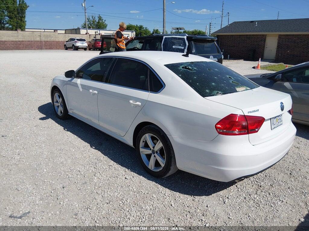 1VWBN7A38DC059245 2013 VOLKSWAGEN PASSAT photo no. 3