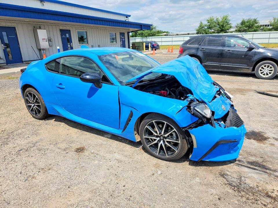2023 TOYOTA GR86 BASE — Фото 4 из 12