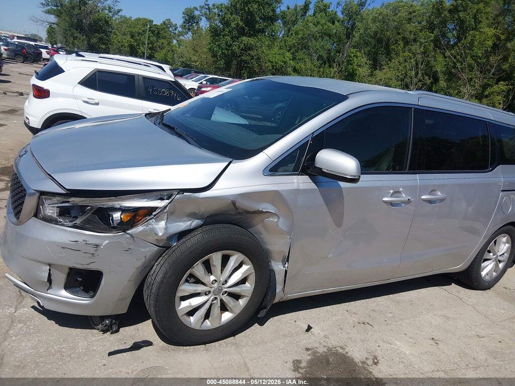 KNDMC5C11G6157733 2016 KIA SEDONA photo no. 6