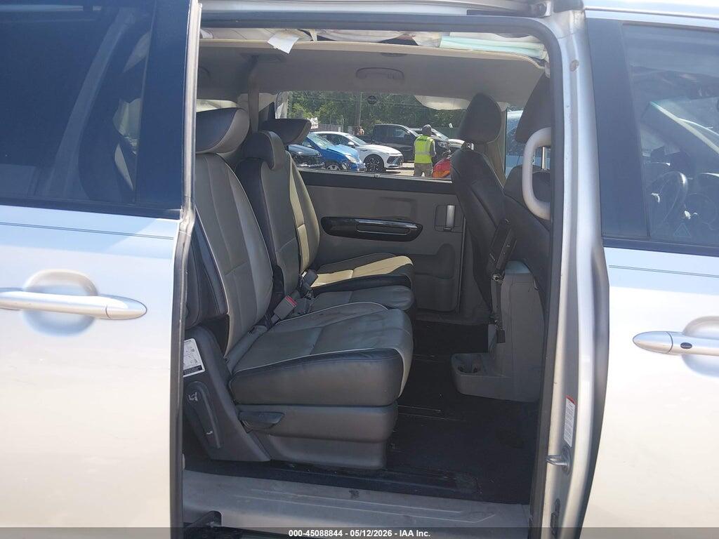 KNDMC5C11G6157733 2016 KIA SEDONA photo no. 8