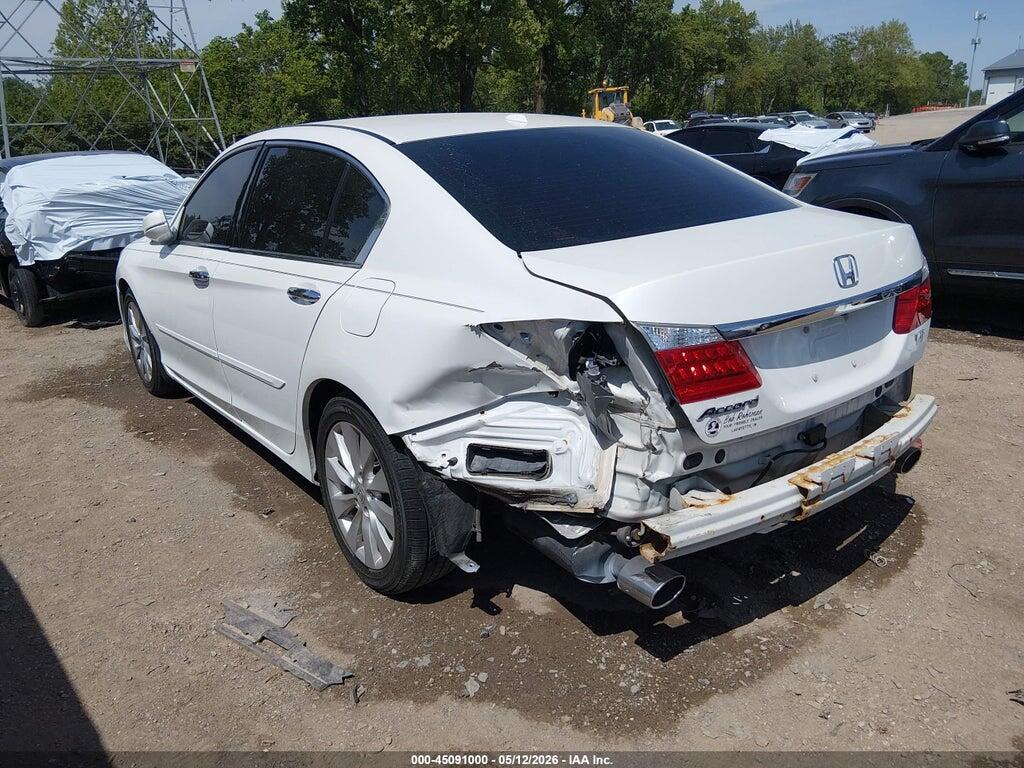 1HGCR3F86DA001009 2013 HONDA ACCORD photo no. 3