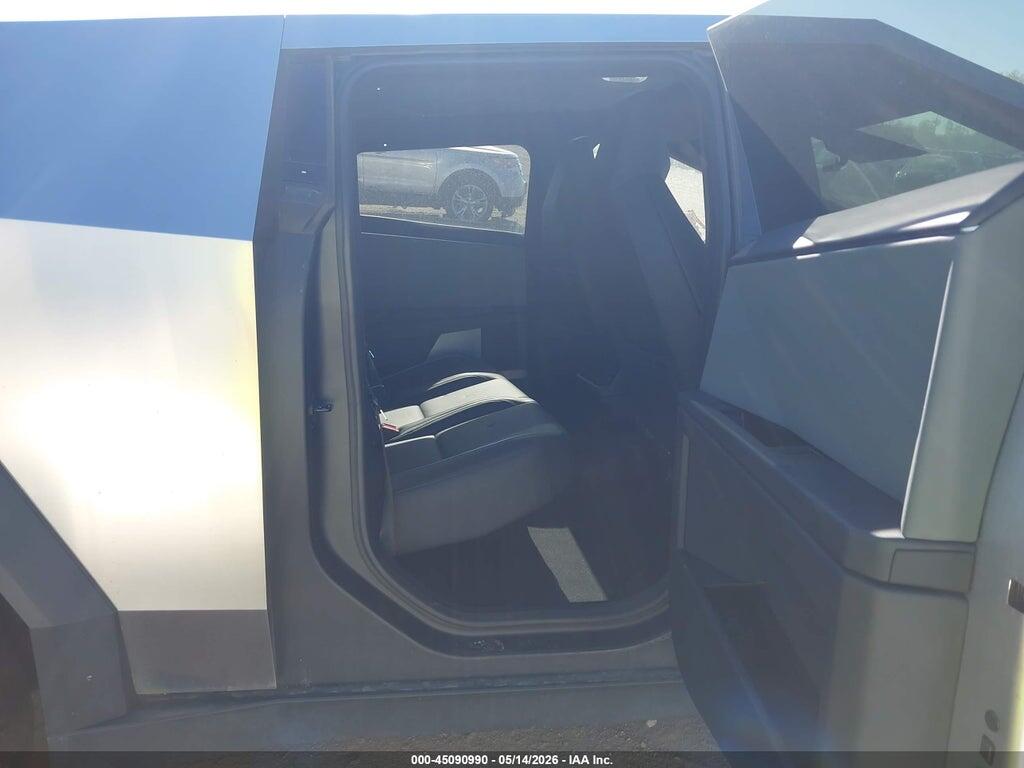 7G2CEHED3SA068560 2025 TESLA CYBERTRUCK photo no. 8